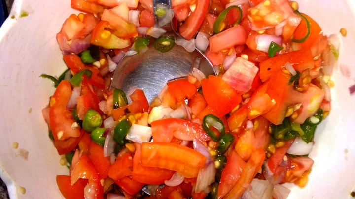 tomatoo salad