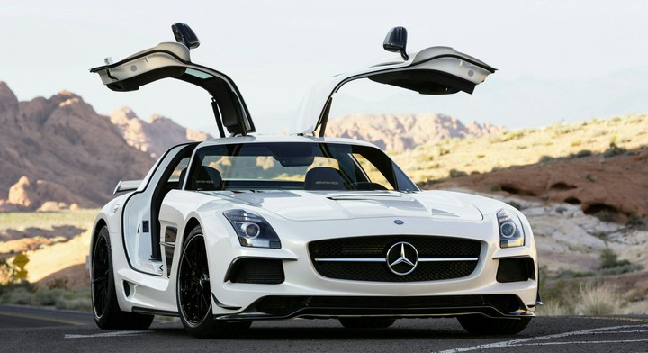 Mercedes_Benz_SLS_AMG_Black_Series