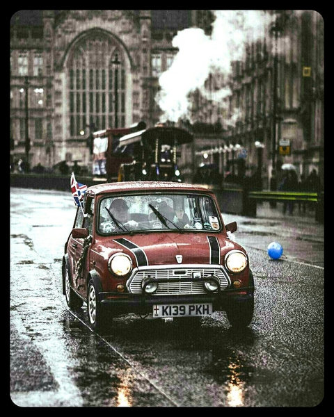 London with mini-cooper