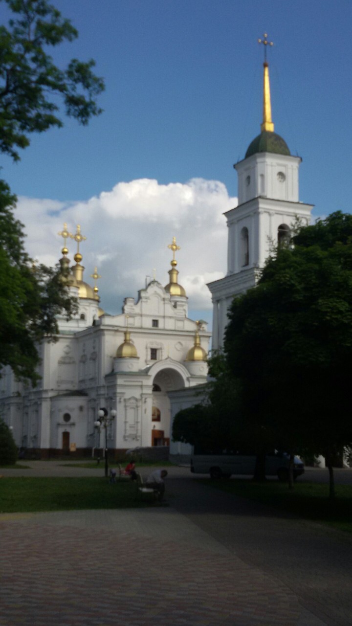 Свято-Успенський Собор.