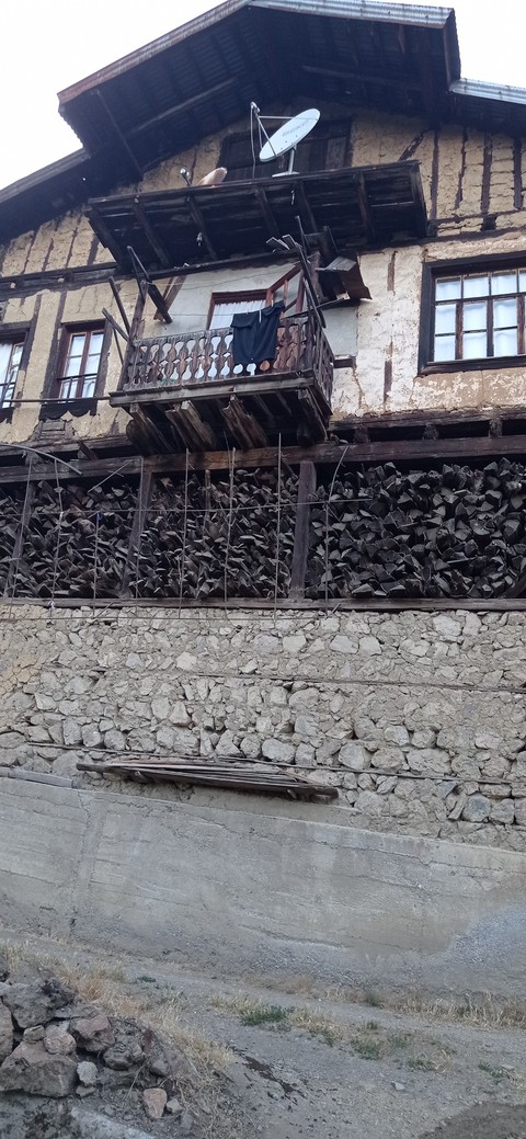 Balcony, Home壁纸