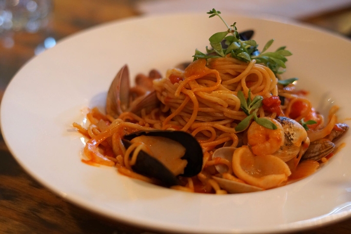 seafood tomato pasta