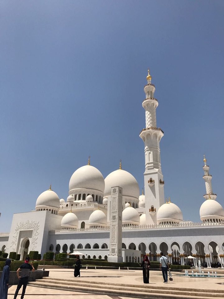 dubai mosque