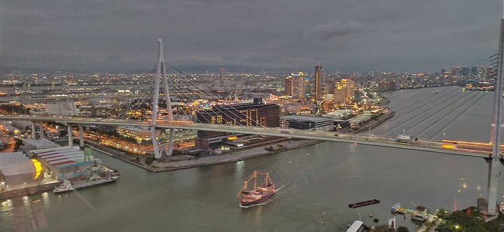night view from Ferris wheel