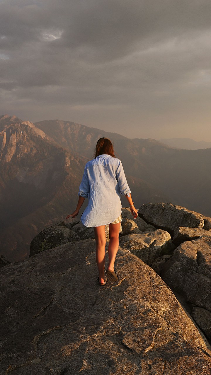 girl in mountain