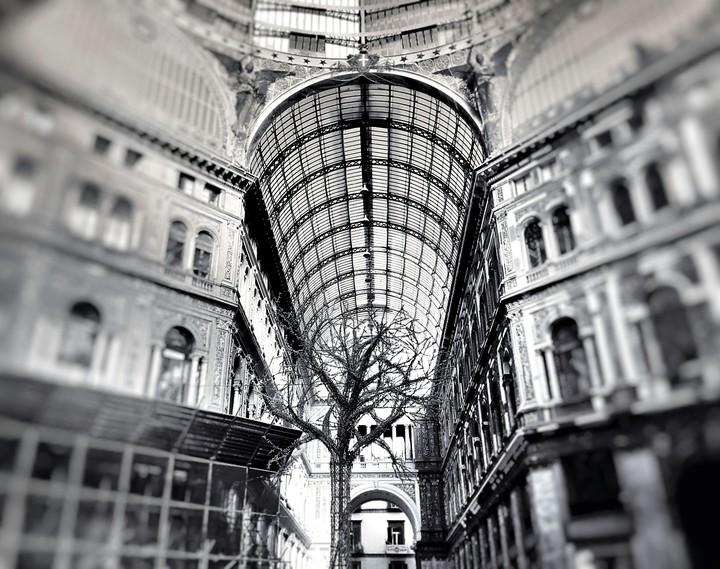 gallery in Naples