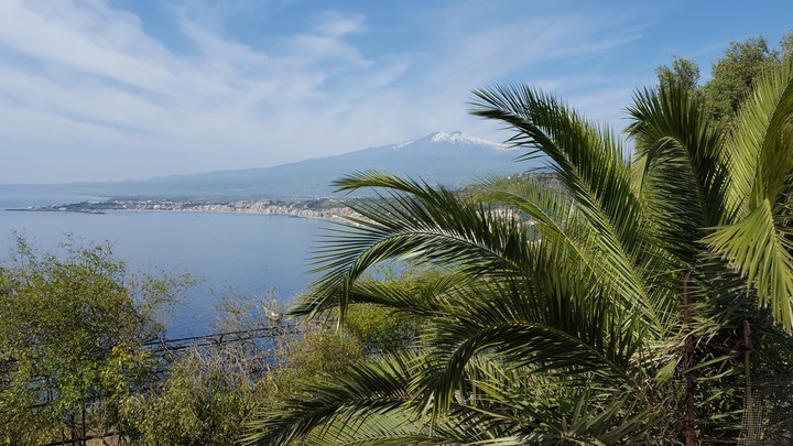 Giardini Naxos Bay