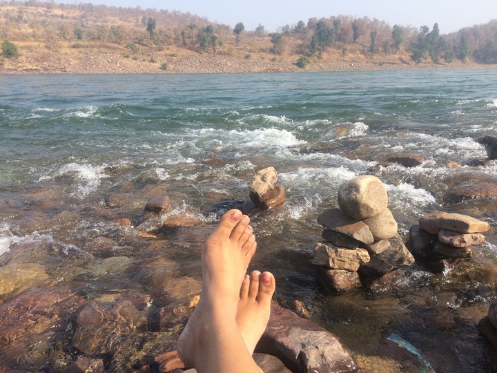lake side