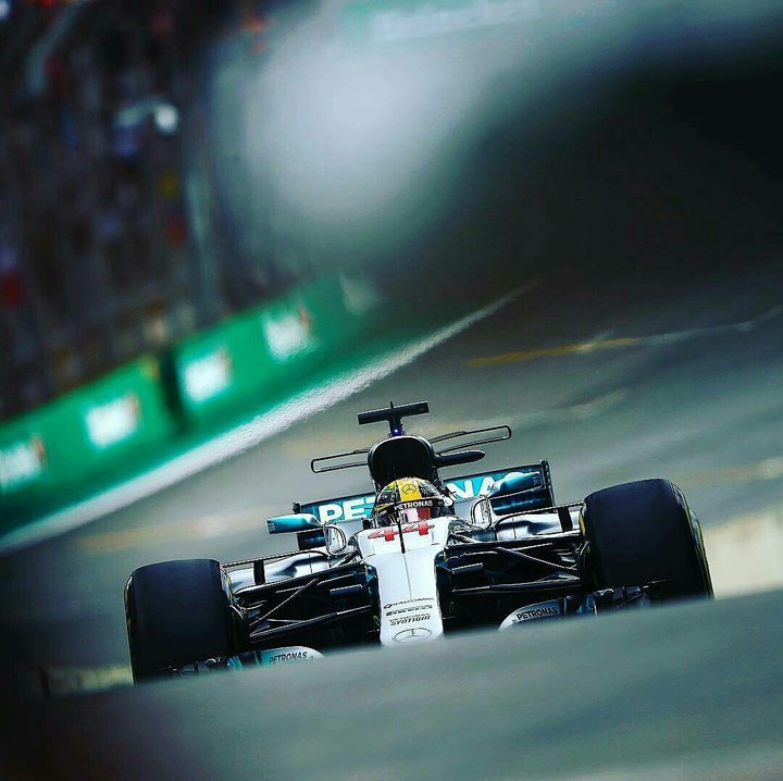 formula_one_car