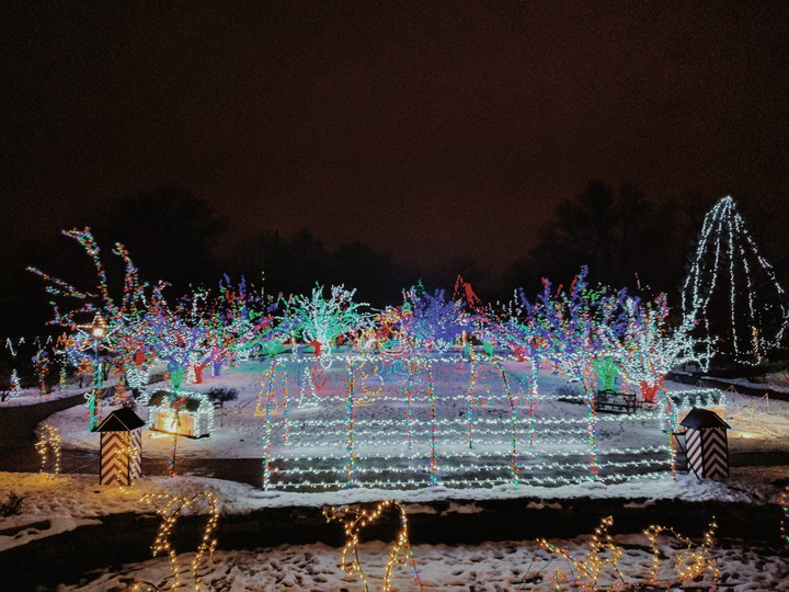 Christmas Lighting in Suburbs of Chicago