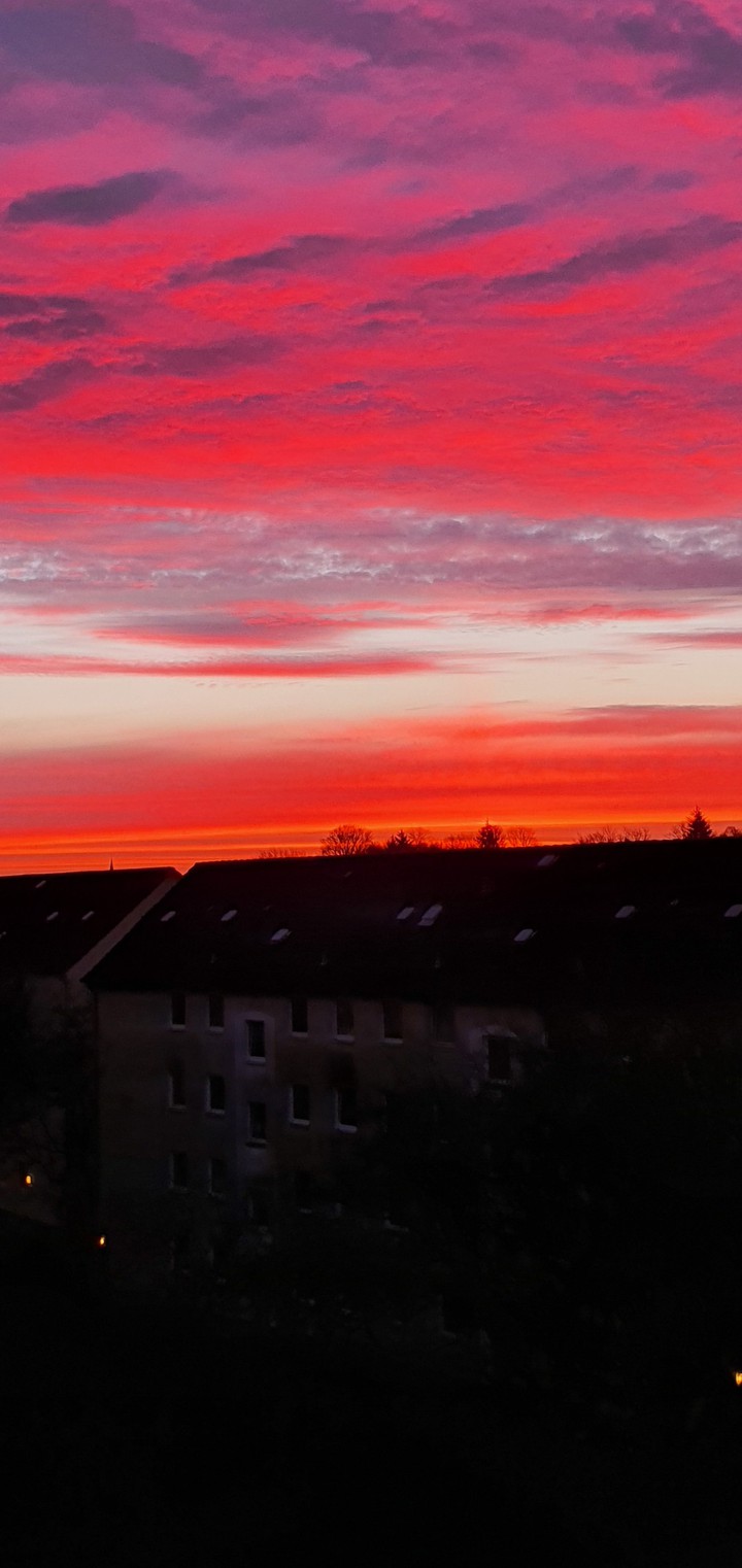 Der Himmel Brennt
