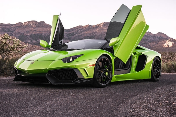 lamborghini aventador lime green