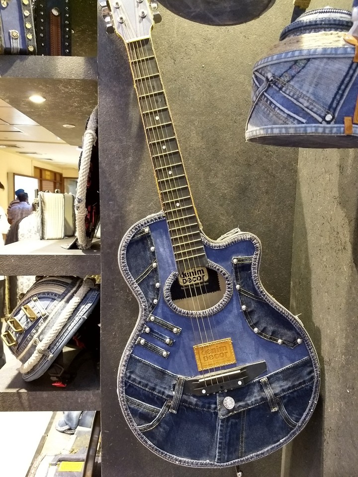 Denim Guitar ❤️
