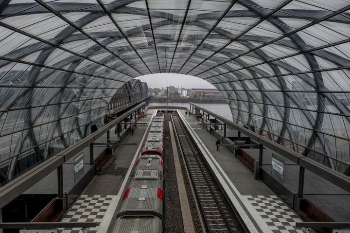 train station