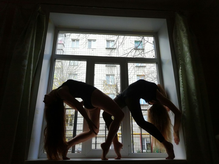 Dancers photo