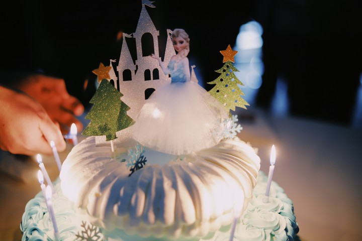 Cake. Elsa
