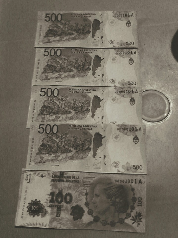 vendo plata hay $2100  lo vendo a $40