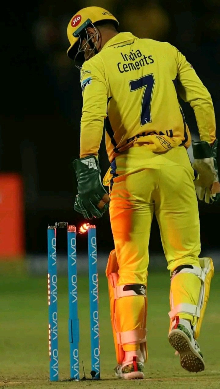 Dhoni