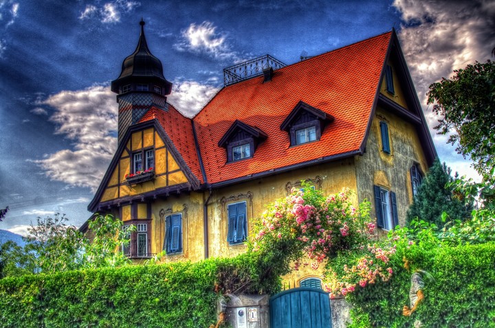 cottage