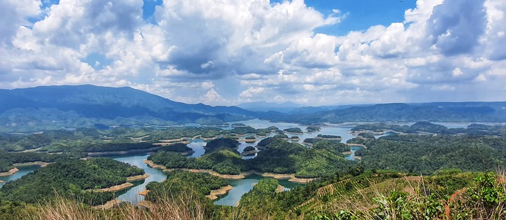 Tà Đùng Lake