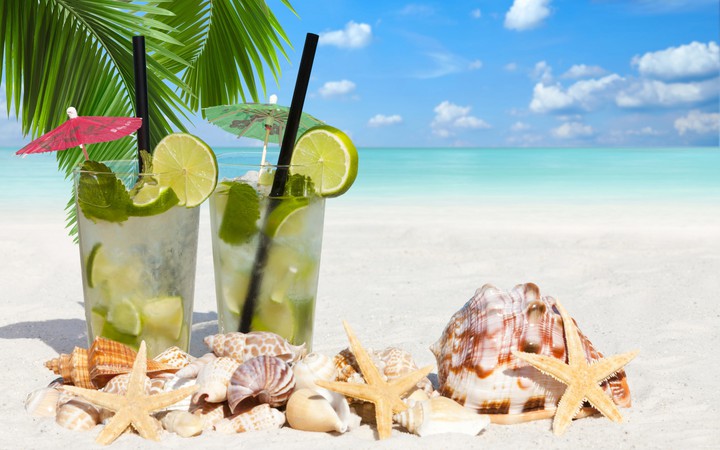 DRINKS AND SHELLS