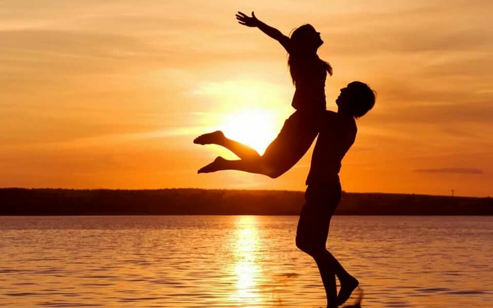 love is freedom