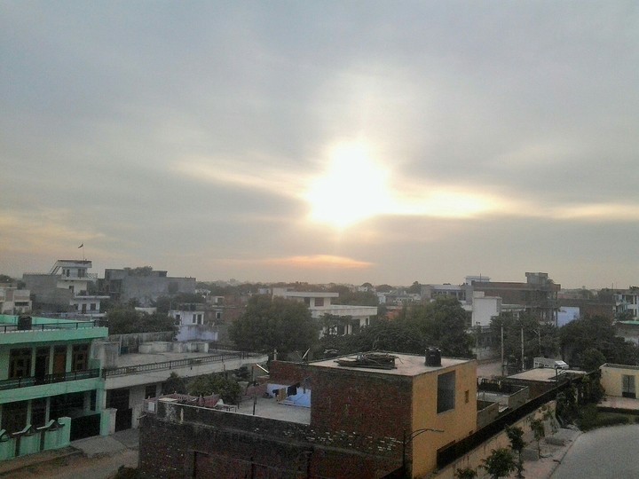 When the sun tear the clouds!
