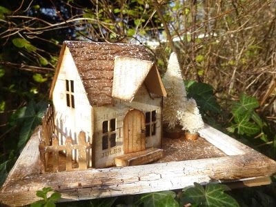 *COTTAGE*
